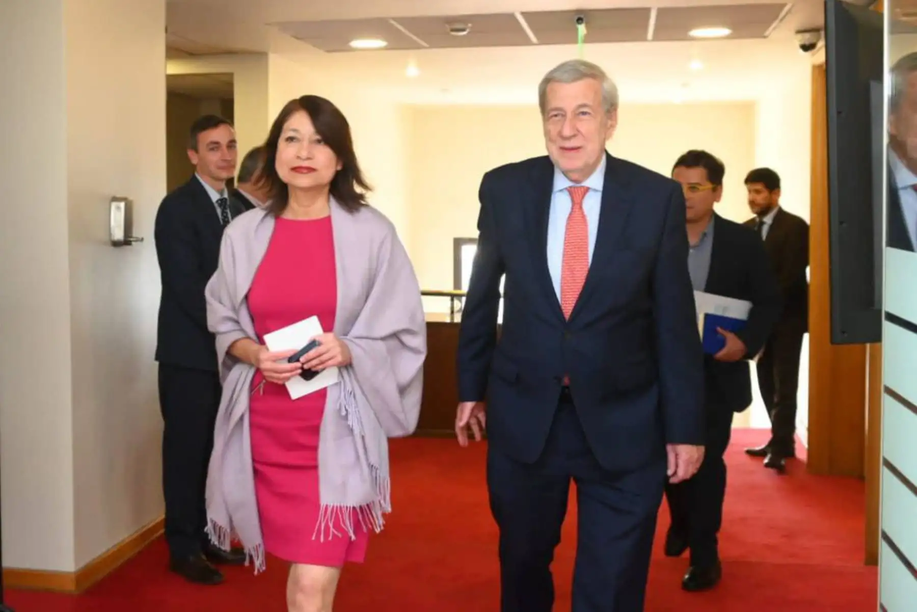 En antesala al traspaso de la PPT de la Alianza del Pacifico, la canciller Ana Gervasi participó del Conversatorio “Perspectivas de la Alianza del Pacífico e Integración Regional”, donde destacó el rol de la MIPYME, la ampliación del bloque a nuevos miembros y su proyección al Asia-Pacífico.
Foto: ANDINA/Cancillería