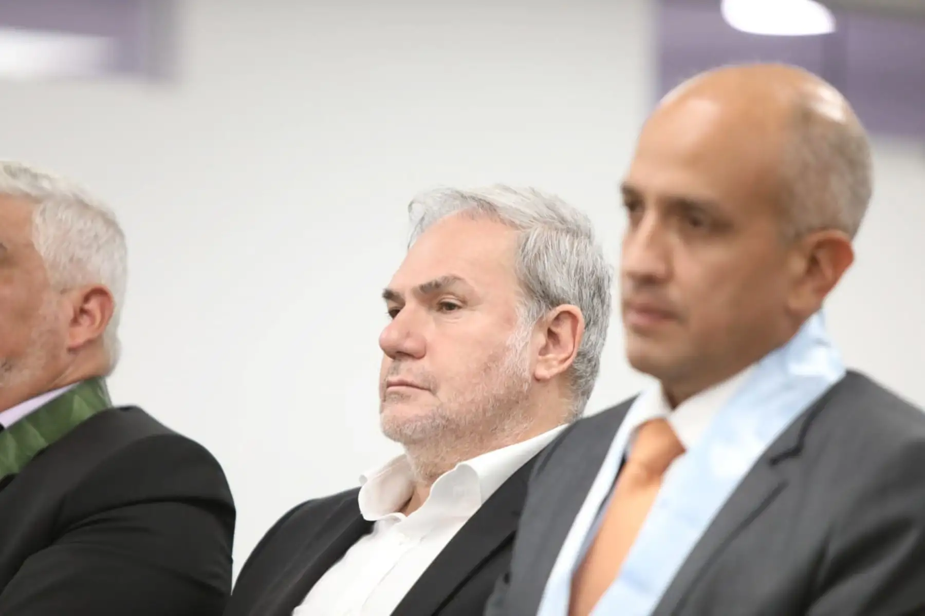 El juez Raúl Justiniano, del Octavo Juzgado de Investigación Preparatoria, anuncia la resolución para resolver el pedido pedido fiscal de 36 meses de prisión preventiva para la empresaria Sada Goray, el periodista Mauricio Fernandini y otros investigados.
Foto: ANDINA/Pode Judicial