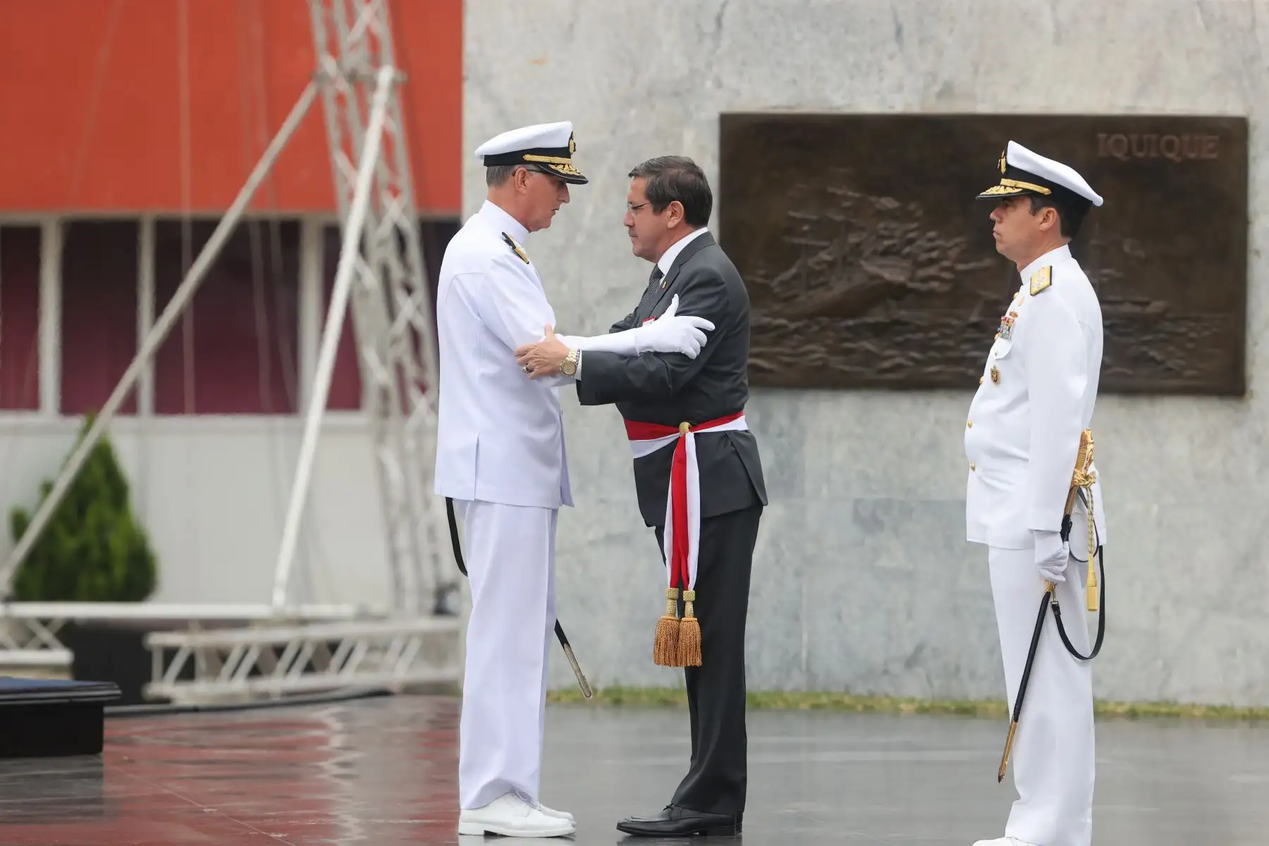 El vicealmirante Luis José Polar Figari fue nombrado comandante general de la Marina de Guerra del Perú.  Entre los diversos cargos que ha desempeñado en la Marina de Guerra, se encuentran los de comandante de la Fuerza de Superficie y Jefe del Estado Mayor de la Comandancia General de Operaciones del Pacífico, así como director de la Escuela Naval.  Foto: ANDINA/Juan Carlos Guzmán