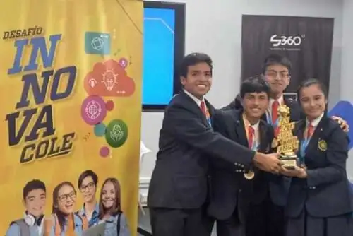 Con un proyecto de producción de juguetes elaborados con bagazo de caña, una delegación de estudiantes del Colegio de Alto Rendimiento (COAR) de La Libertad ocupó el primer puesto en la primera edición del concurso de 
emprendimientos ecológicos Desafío Innova Cole, organizado por la Universidad Privada Antenor Orrego.