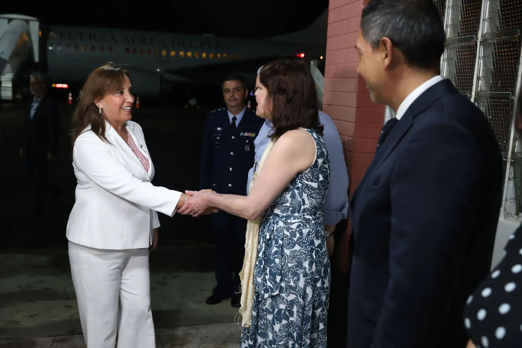 Presidenta Dina Boluarte llega a la ciudad de Belém do Pará (Brasil) para participar de la IV Reunión de Presidentes de los Estados partes en el Tratado de Cooperación Amazónica (TCA)