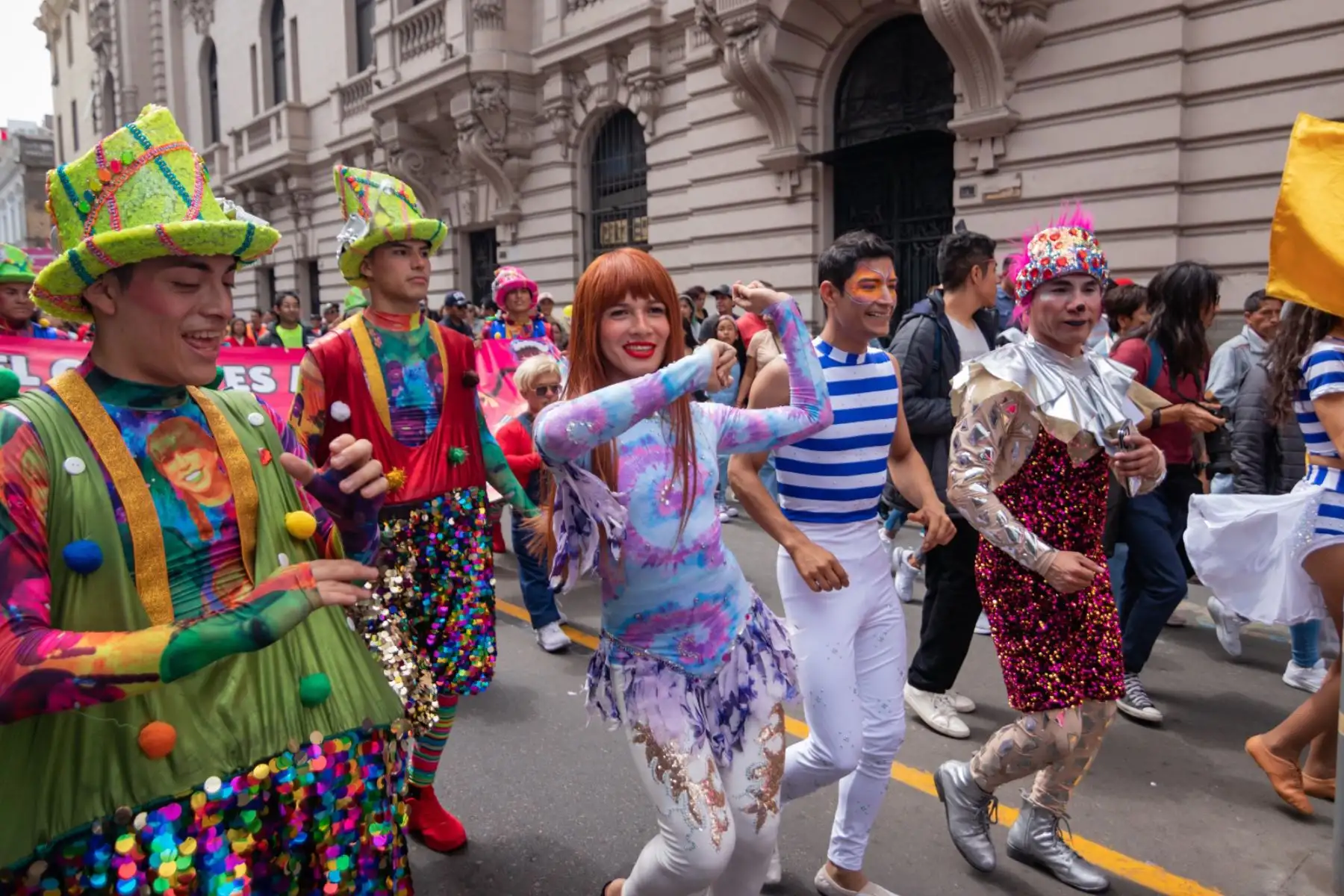 La tradicional actividad dominical organizada por la Municipalidad de Lima, a través de la Gerencia de Cultura, contó con la participación de 14 circos nacionales y extranjeros que vienen desarrollando la temporada de Fiestas Patrias en nuestra capital. Foto:Difusión