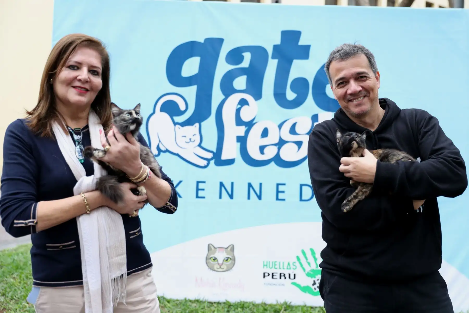 El Gato Fest Kennedy que se realiza del 11 al 13 de agosto en el parque Kennedy de Miraflores, cuenta con el auspicio de la Municipalidad de Miraflores y diversas asociaciones de animales como A la Michi, Michis Kennedy y Wanda. Foto: ANDINA/Daniel Bracamonte