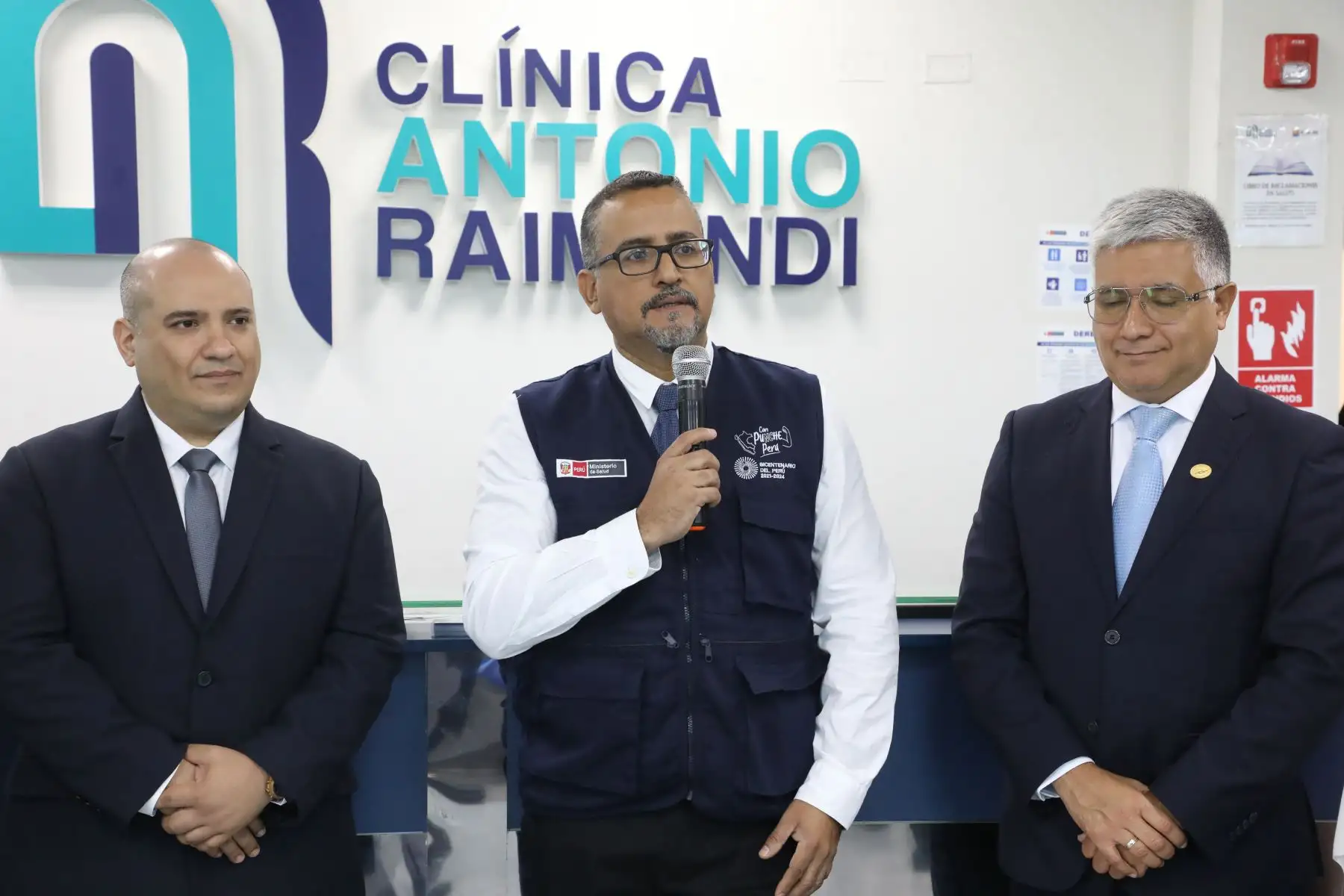 Gracias al trabajo articulado entre el Ministerio de Salud (Minsa) y la Asociación de Clínicas Particulares del Perú (ACP), la clínica Antonio Raimondi se convierte en la primera en ofrecer todas las vacunas del Esquema Regular completamente gratuitas, para seguir protegiendo a más niñas y niños contra la polio y sarampión.
Foto: ANDINA/MINSA