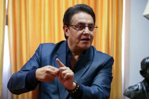 Fernando Villavicencio en imagen de archivo (mayo 2023). Candidato presidencial fue asesinado hoy en Quito. Foto: EFE