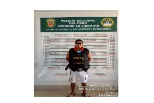 César Jonel Cedrón Luján, de 25 años, es presunto integrante de la banda criminal La Nueva Jauría de la Poza Buenos Aires Sur.
