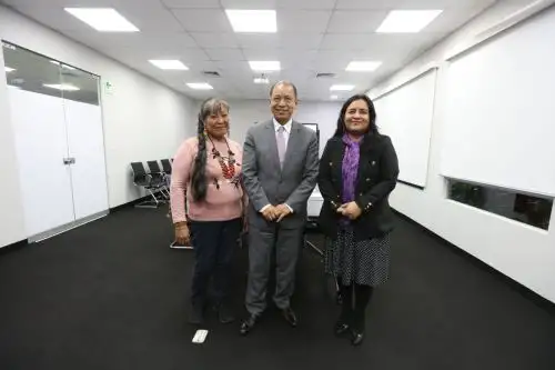 Ministro de Justicia se reúne con delegación de Aidesep para escuchar sus demandas