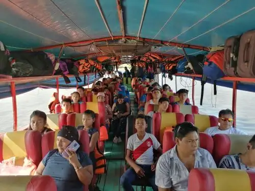 Estudiantes de la provincia de Atalaya navegaron varias horas por el río Ucayali para disputar etapa de juegos deportivos.