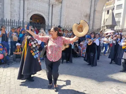 La ciudad de Arequipa estima recibir más de 25,000 turistas nacionales y extranjeros, durante los festejos por su 483 aniversario.