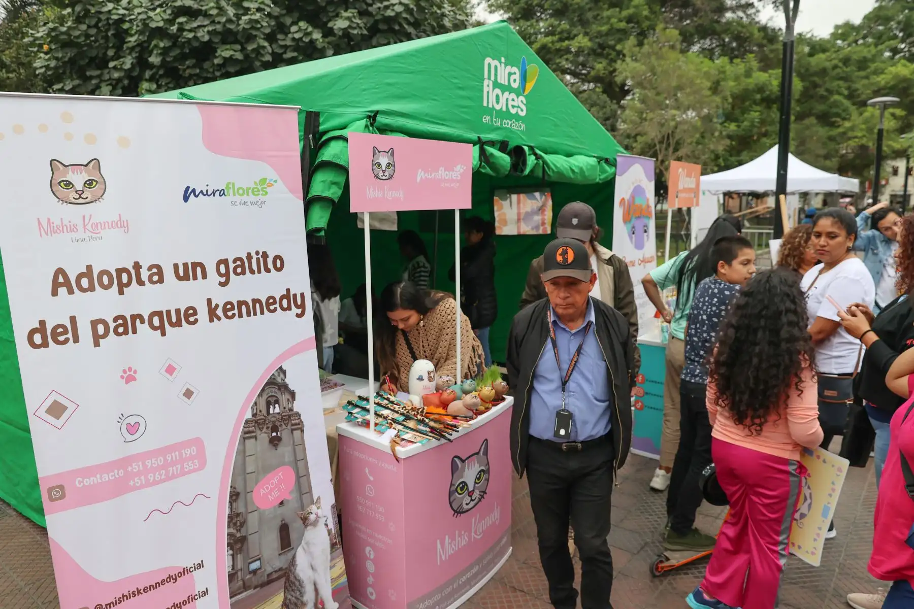 En el marco del Día Mundial del Gato, el día de hoy la Municipalidad de Miraflores realiza la primera edición de la feria Gato Fest Kennedy que ofrecé grandes sorpresas para los catlovers e impulsa jornadas de adopción para que los pequeños mininos encuentren un nuevo hogar que les brinde mucho amor y una mejor calidad de vida.
Foto: ANDINA/Andrés Valle