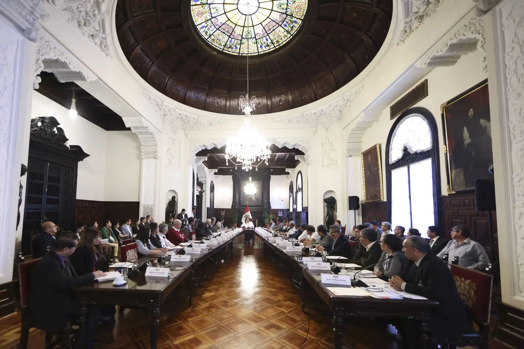 Presidenta Dina Ercilia Boluarte Zegarra sostiene reunión con gobernador regional y alcaldes de Lambayeque en Palacio de Gobierno. Foto: ANDINA/Prensa Presidencia