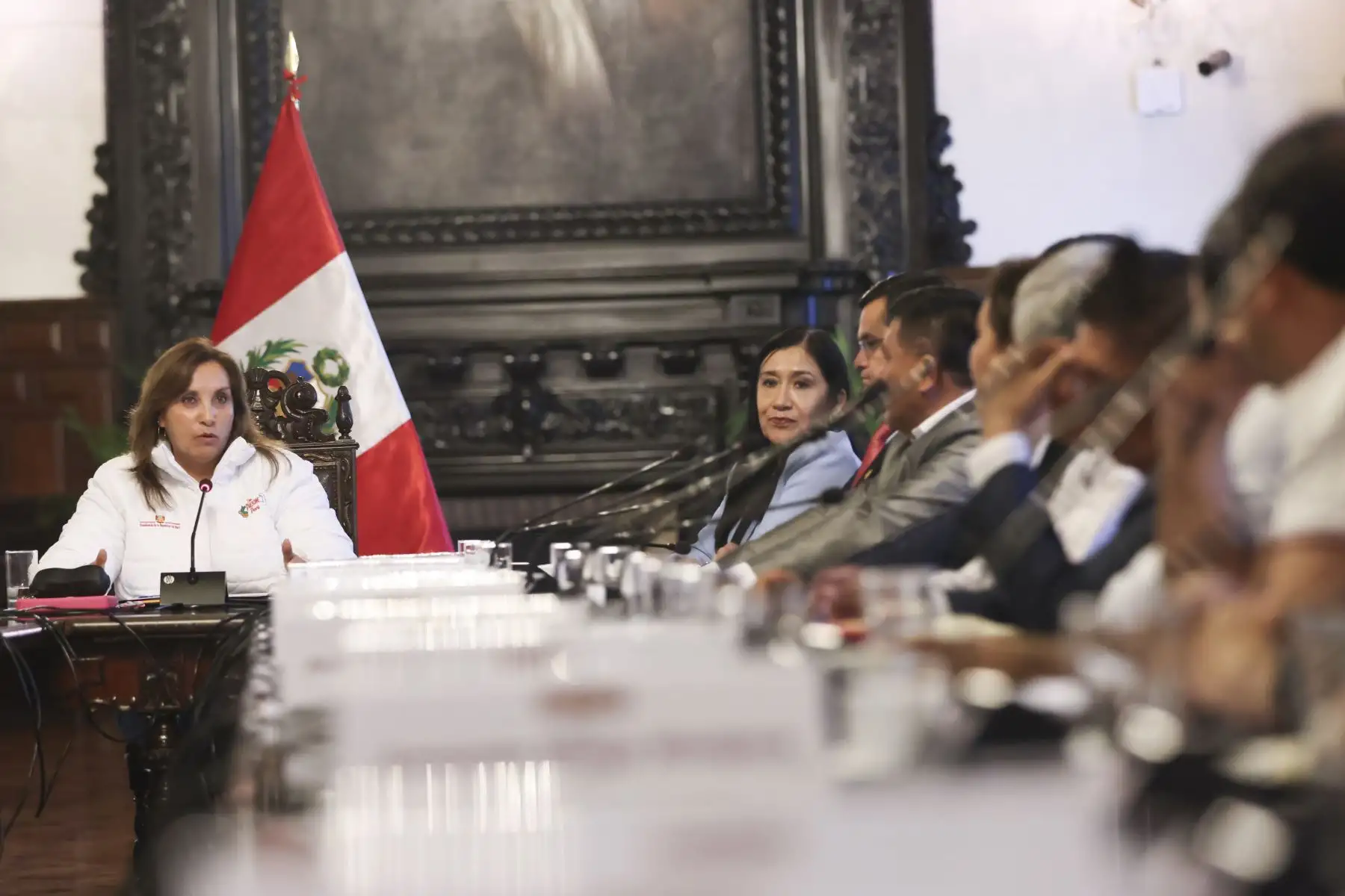 Presidenta Dina Ercilia Boluarte Zegarra sostiene reunión con gobernador regional y alcaldes de Lambayeque en Palacio de Gobierno. Foto: ANDINA/Prensa Presidencia
