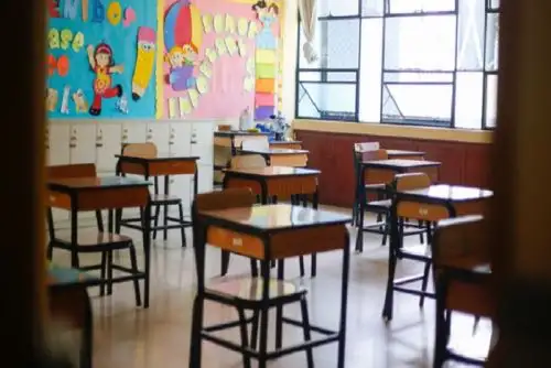 Colegio fue sancionado debido a que no brindó atención adecuada ante los constantes desmayos de la menor, considerándolos meras simulaciones, pese a que había sido informado por la estudiante de las presuntas agresiones de su madre.