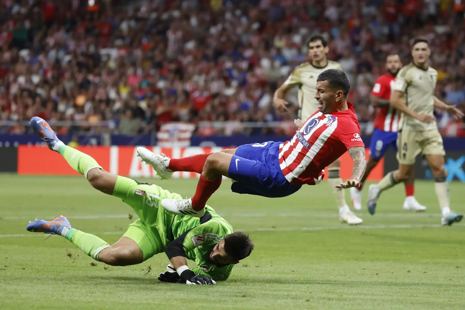 Atlético Madrid goleó 3-1 al Granada por La Liga de España, en el estadio Metropolitano, de Madrid. Foto: EFE