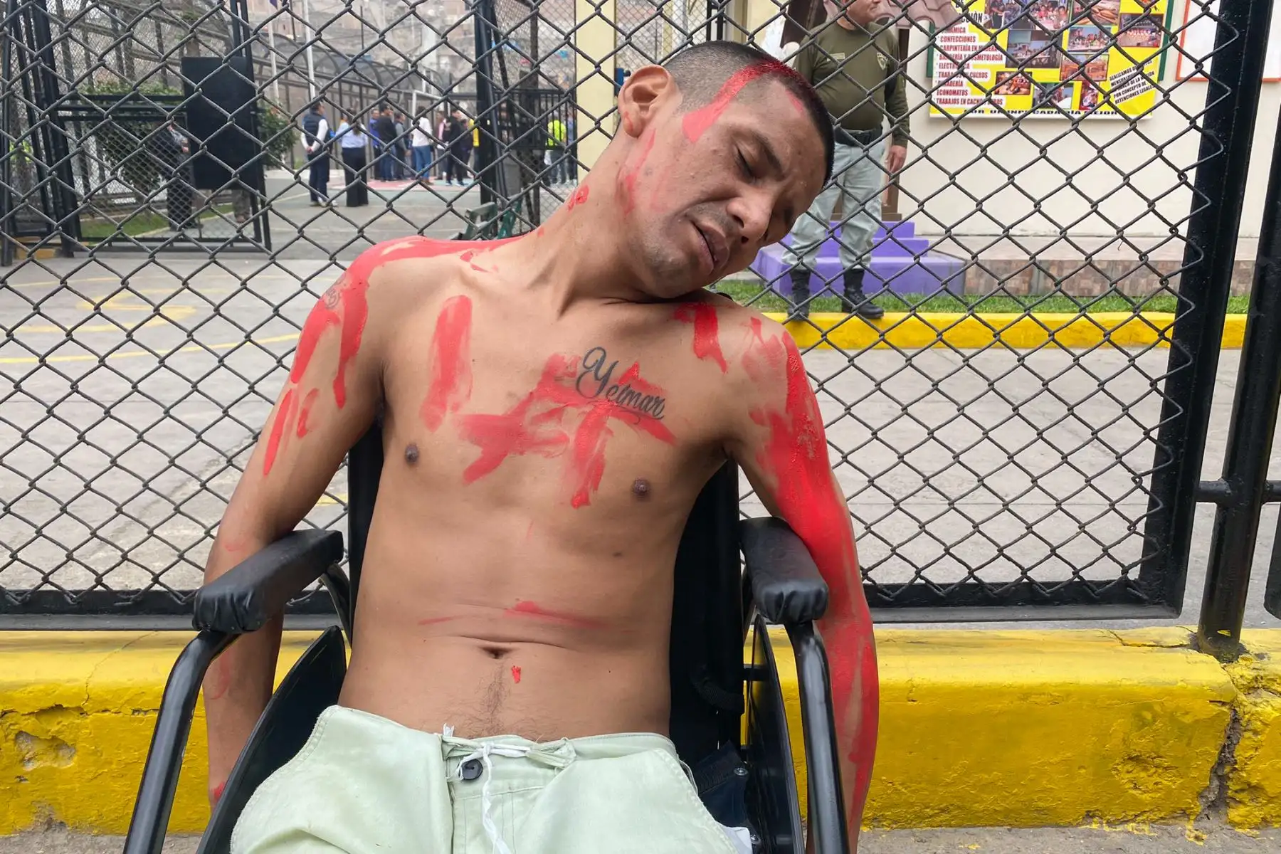 Internos del penal Miguel Castro Castro mostraron su preparación frente a posibles desastres. 68 establecimientos penitenciarios a nivel nacional participaron del simulacro.
Foto: ANDINA/INPE