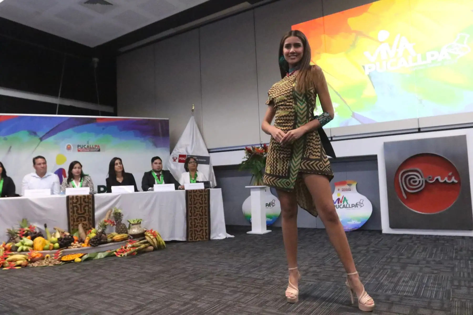 La Municipalidad Provincial de Coronel Portillo realizó el lanzamiento oficial de la Semana Jubilar, Viva Pucallpa 2023 en el auditorio del Ministerio de Comercio Exterior y Turismo. La Semana Jubilar 2023 está programada a realizarse del 6 al 13 de octubre en la ciudad de Pucallpa y contempla una serie de actividades de carácter cultural, artístico, festivo, gastronómico, costumbrista con el fin de dinamizar el turismo, movimiento económico y social en Pucallpa.

Foto: ANDINA/Héctor Vinces