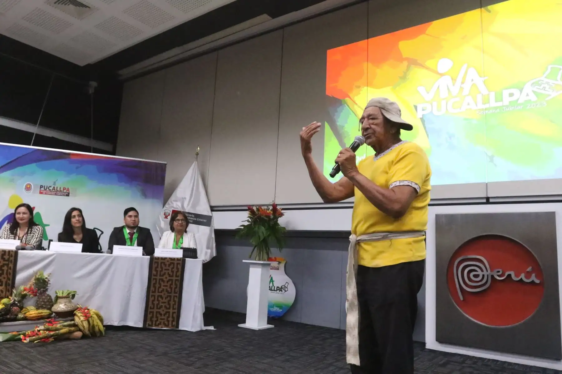 La Municipalidad Provincial de Coronel Portillo realizó el lanzamiento oficial de la Semana Jubilar, Viva Pucallpa 2023 en el auditorio del Ministerio de Comercio Exterior y Turismo. La Semana Jubilar 2023 está programada a realizarse del 6 al 13 de octubre en la ciudad de Pucallpa y contempla una serie de actividades de carácter cultural, artístico, festivo, gastronómico, costumbrista con el fin de dinamizar el turismo, movimiento económico y social en Pucallpa.

Foto: ANDINA/Héctor Vinces