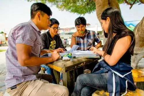 Sunedu logró registrar más de 218 mil grados y títulos nacionales durante los primeros meses del año 2023. Foto:ANDINA/Difusión