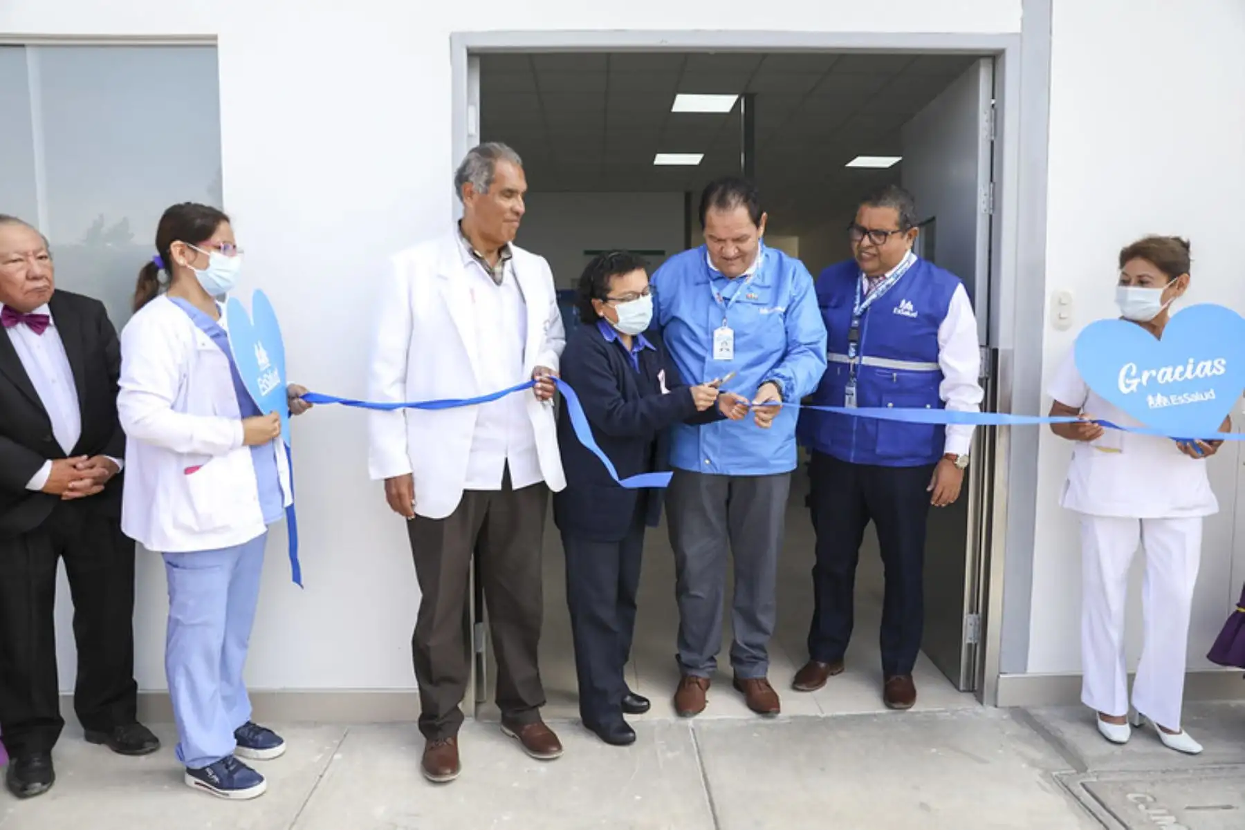 Presidente ejecutivo de EsSalud inaugura moderno centro de rehabilitación física que brinda terapias oncológicas para el beneficio de más de 134 mil asegurados en Tacna. Foto: Essalud