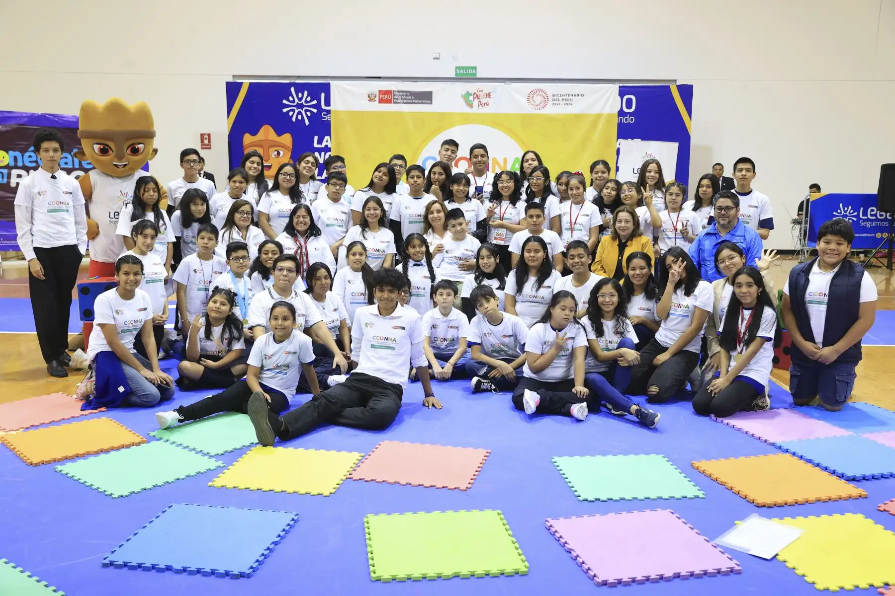 La presidenta Dina Boluarte participó de un encuentro con el Consejo Consultivo y Participativo de niñas, niños y adolescentes, en el marco del Día del Niño.
Foto: ANDINA/Presidencia Perú