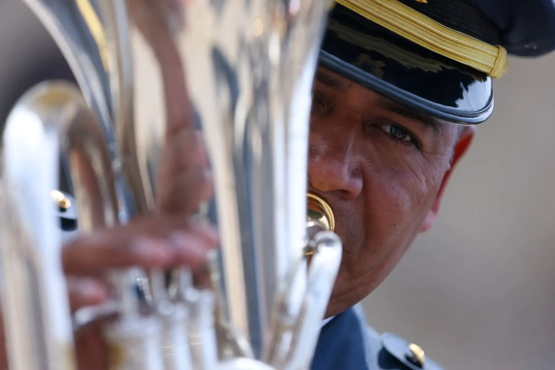 Palacio de Gobierno llevó a cabo este domingo una nueva edición del tradicional cambio de guardia en el Patio de Honor.
Foto: ANDINA/Prensa Presidencia