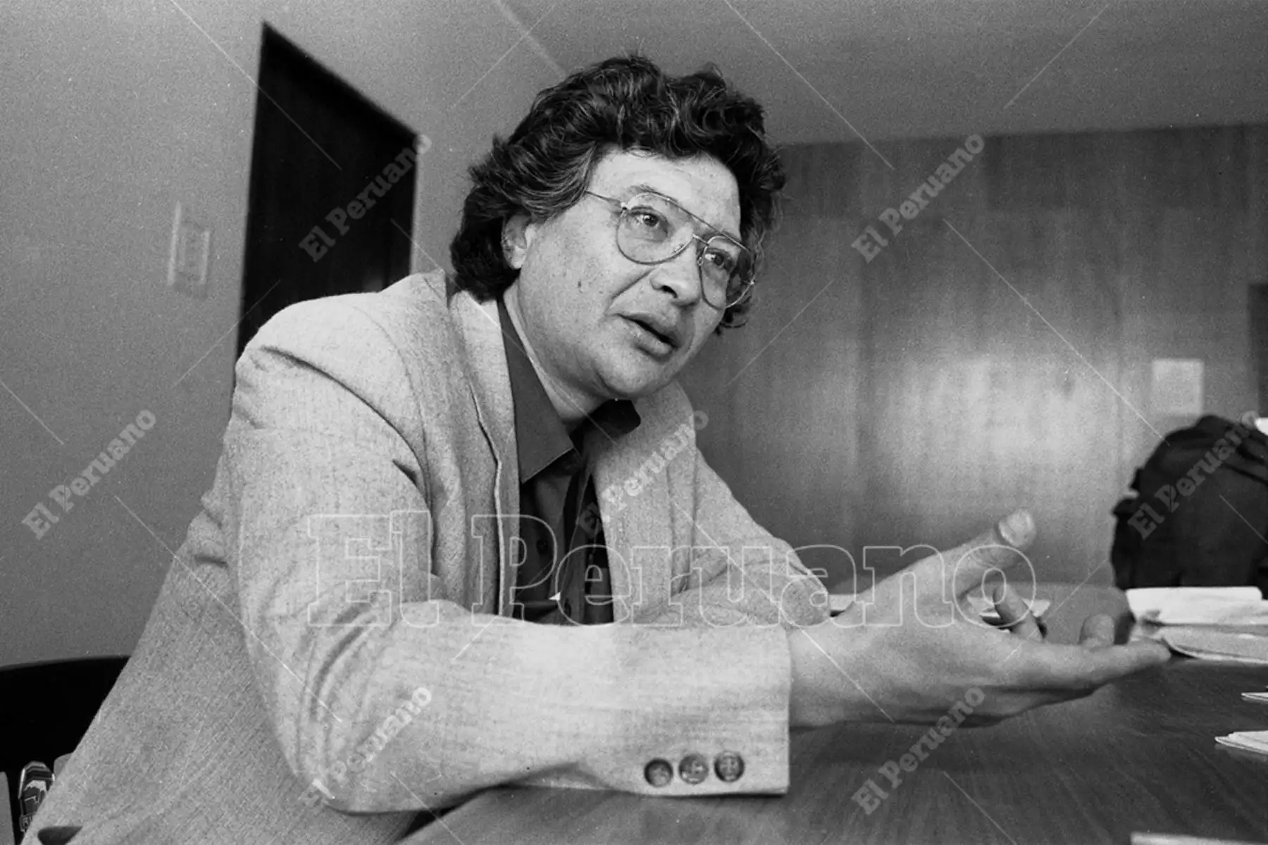 Lima - 30 setiembre 1992 / Poeta José Watanabe, autor de Álbum de familia. Foto: Archivo Histórico de El Peruano