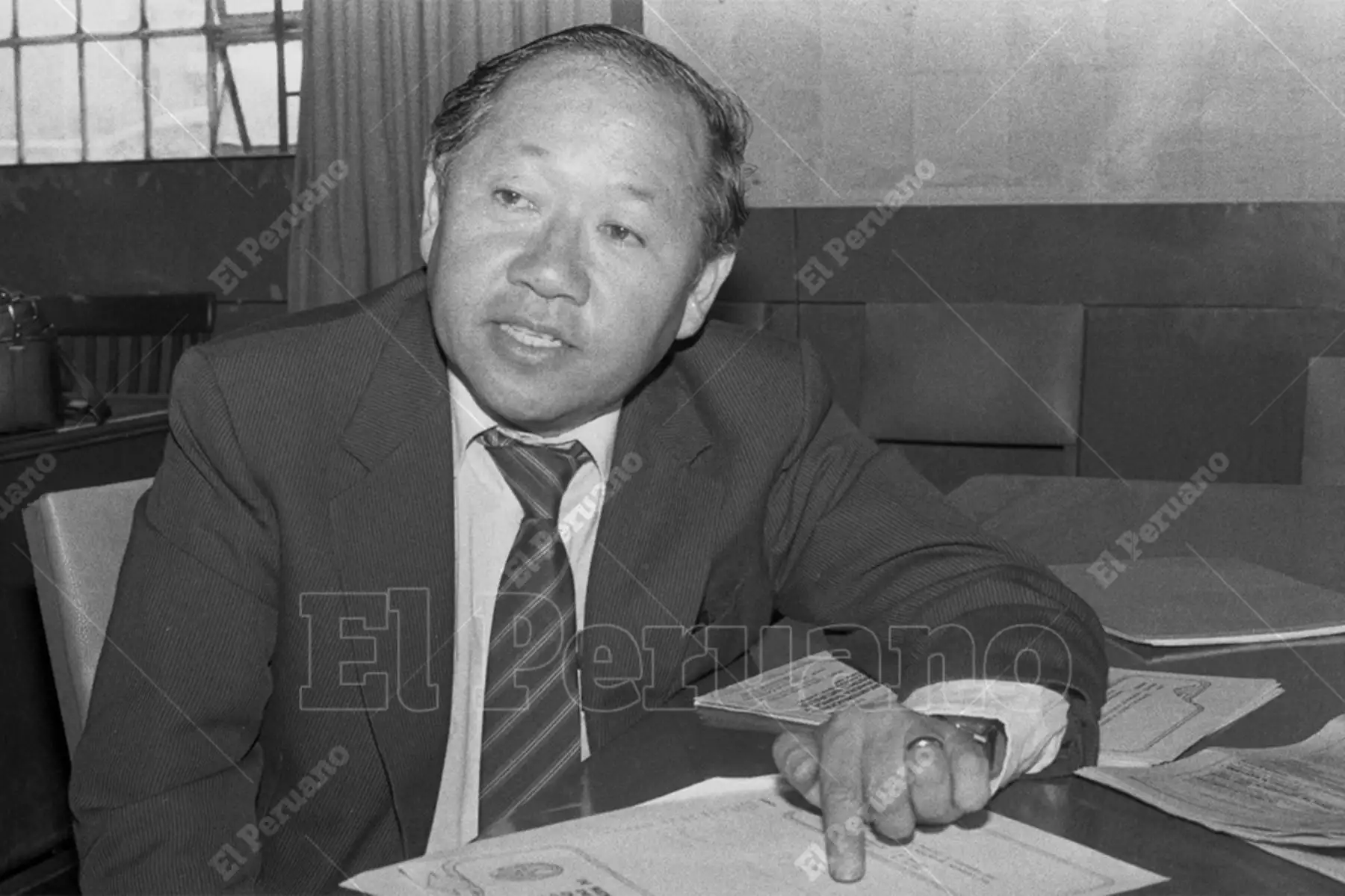 Lima - 5 diciembre  1985 / Ingeniero y sismólogo Julio Kuroiwa. Foto: Archivo Histórico de El Peruano / Alejandro Aguirre