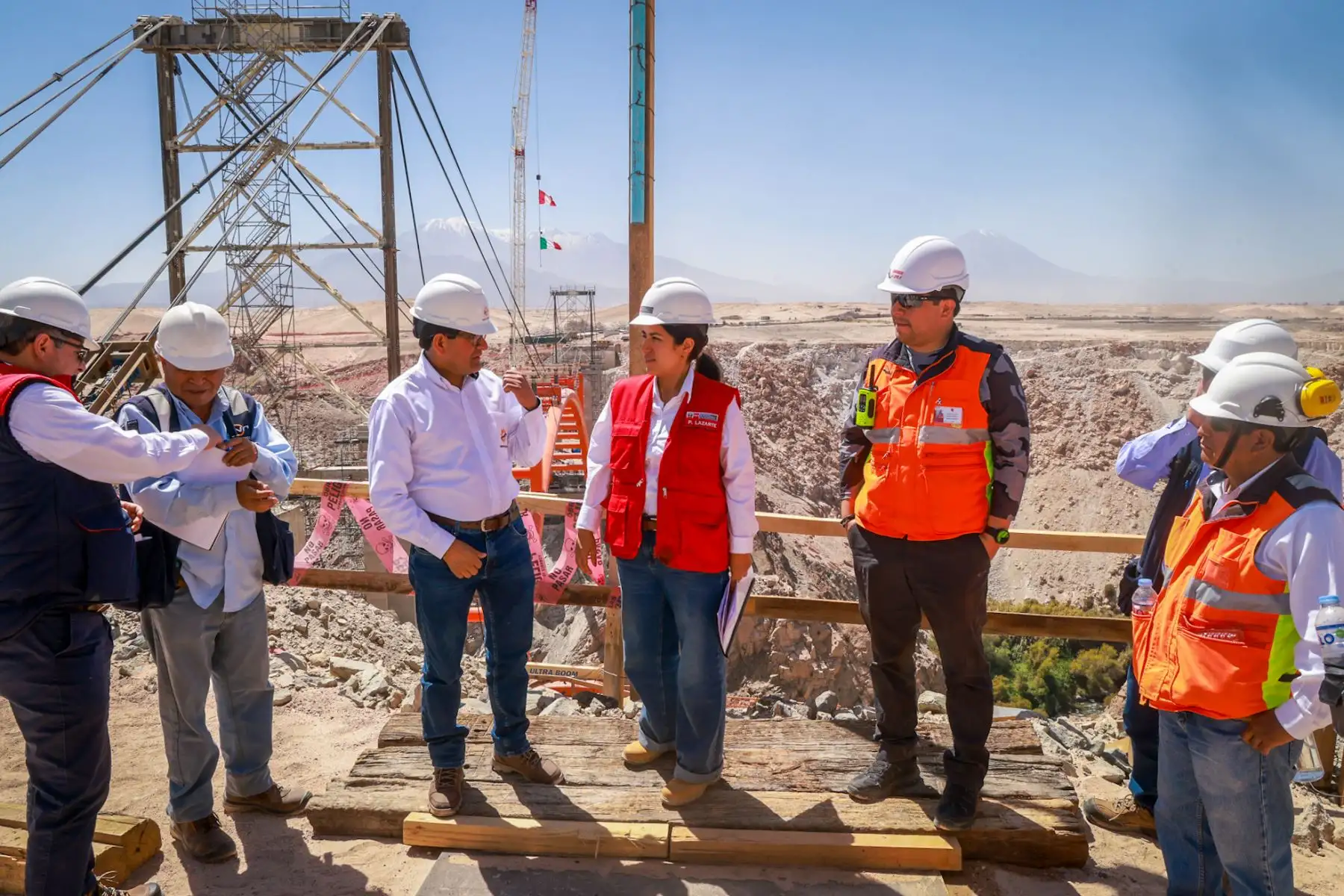 La ministra de Transportes y Comunicaciones, Paola Lazarte, suscribe convenio interinstitucional con el Gobierno Regional de Arequipa para la construcción de la vía Arequipa - La Joya.

Foto: ANDINA/MTC
