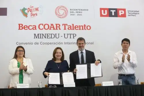 Minedu y Universidad Tecnológica del Perú suscriben convenio para que egresados de los COAR. Foto:ANDINA/Difusión