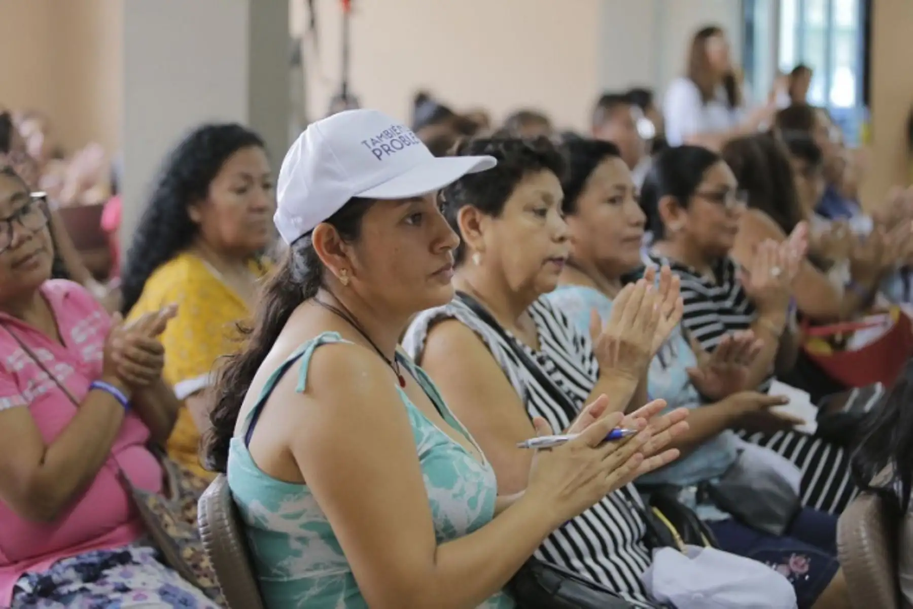 La ministra NancyTolentino anunció que el distrito de Máncora, región Piura, contará con un Centro de Emergencia Mujer.