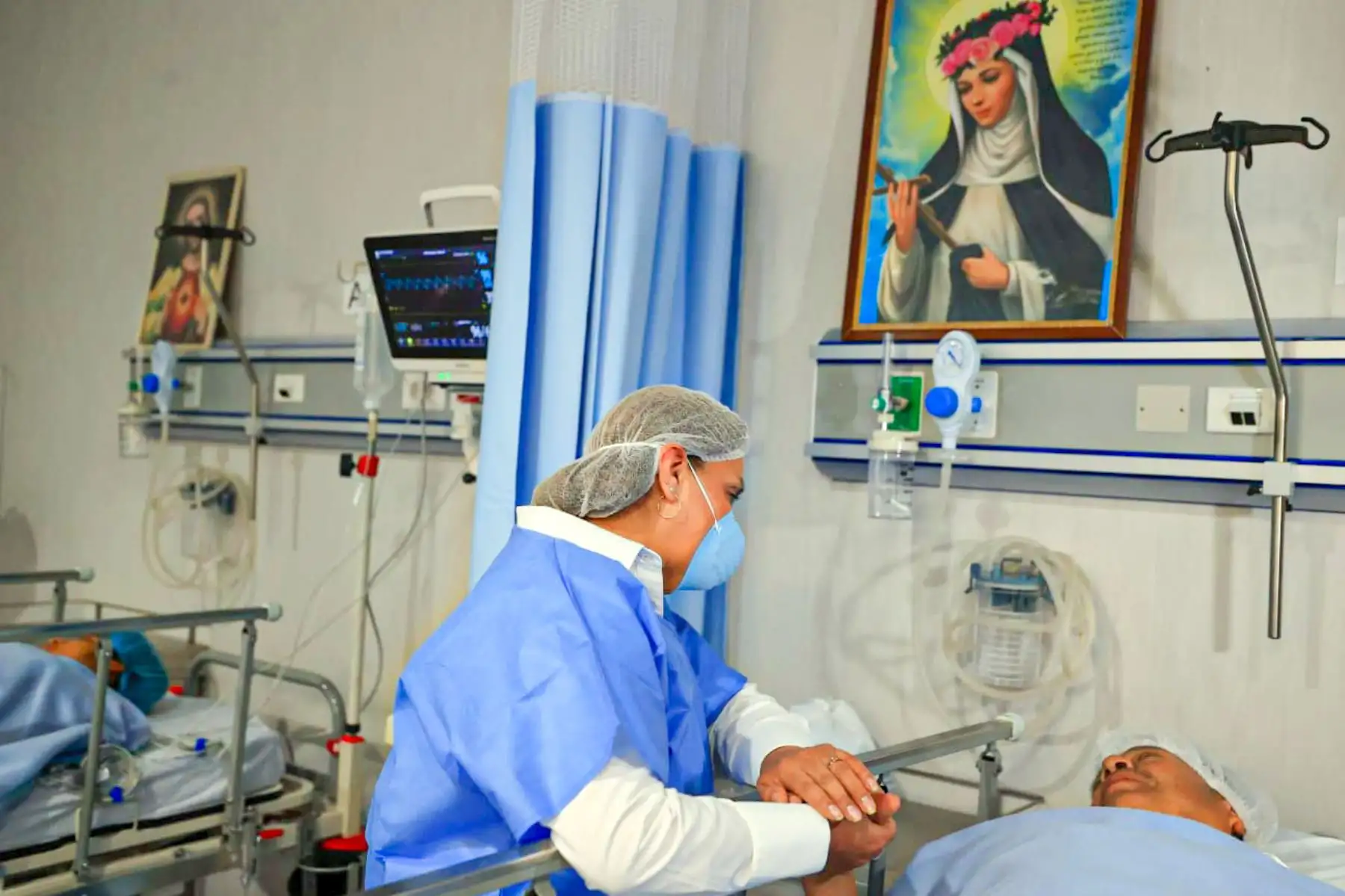 La presidenta Dina Boluarte supervisa la infraestructura y los servicios que brindará el nuevo Hospital de Chulucanas, en la provincia de Morropón, región Piura. Se trata del tercer establecimiento de salud inaugurado por el Gobierno en beneficio de los peruanos. Foto: ANDINA/ Prensa Presidencia