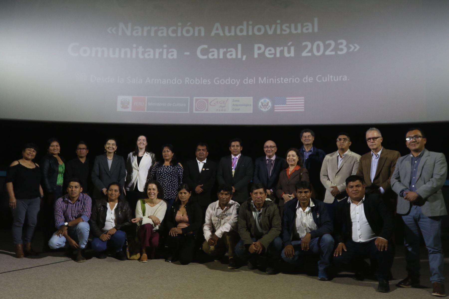 Ruth Shady Solís, directora de la ZAC, encabezó la presentación de los videos en la sede del Ministerio de Cultura. ANDINA/Héctor Vinces