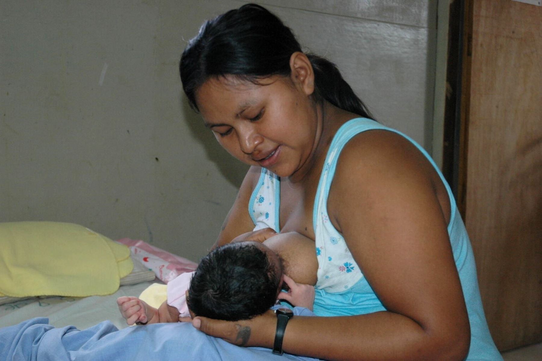Advierten sobre retroceso en la práctica de la lactancia y sus consecuencias sobre la salud de los niños y niñas. Foto: UNICEF/Difusión.