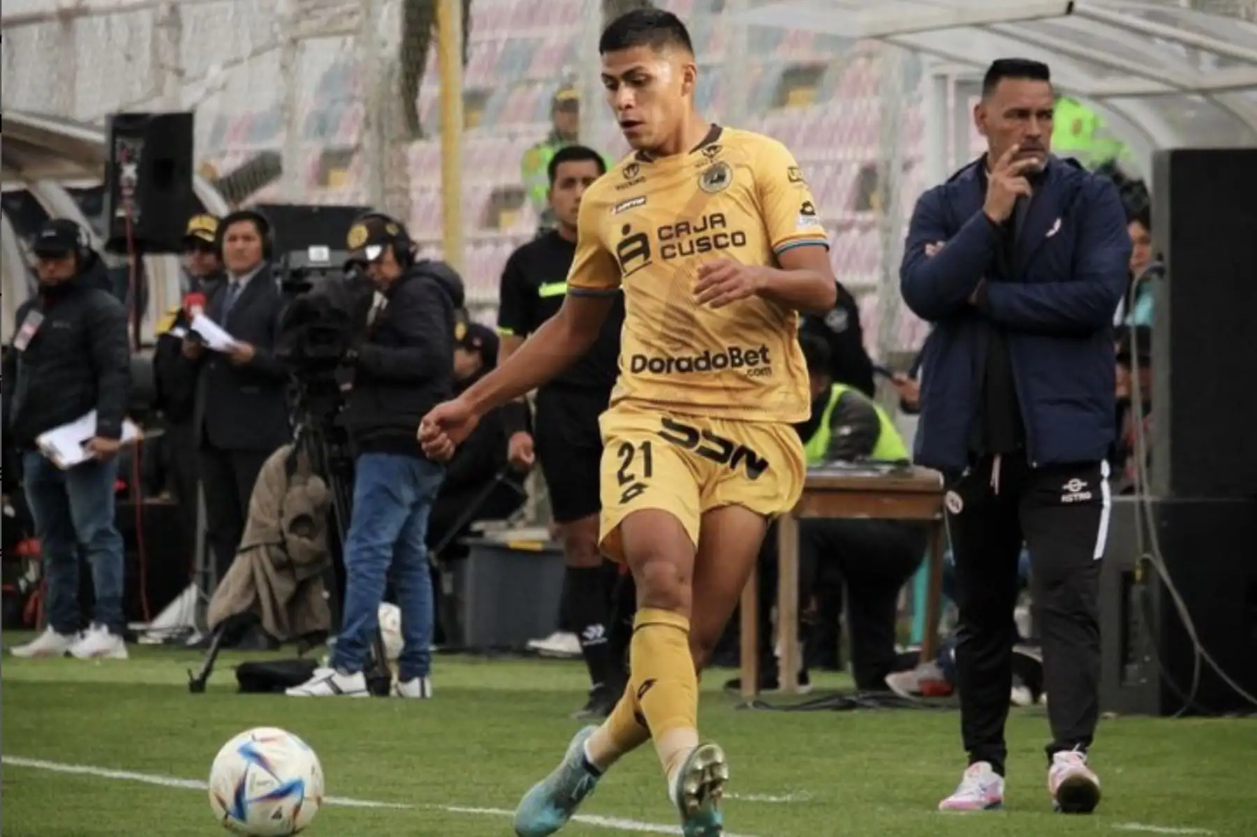 Alonso Yovera, defensa del Cusco FC Convocado a la Selección peruana de futbol Foto: Instagram