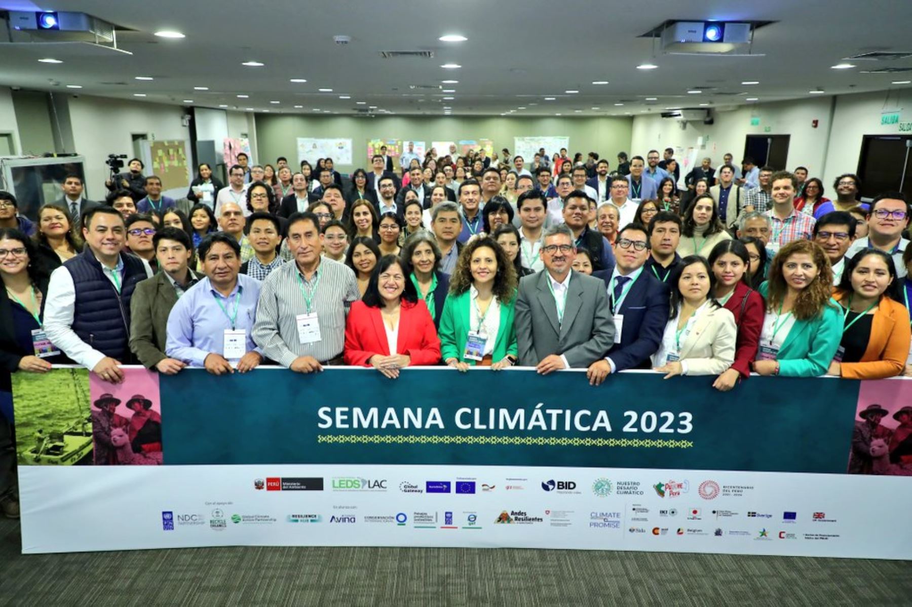 La ministra del Ambiente, Albina Ruiz, participó en la clausura de la Semana Climática 2023. Foto: Minam/Difusión.
