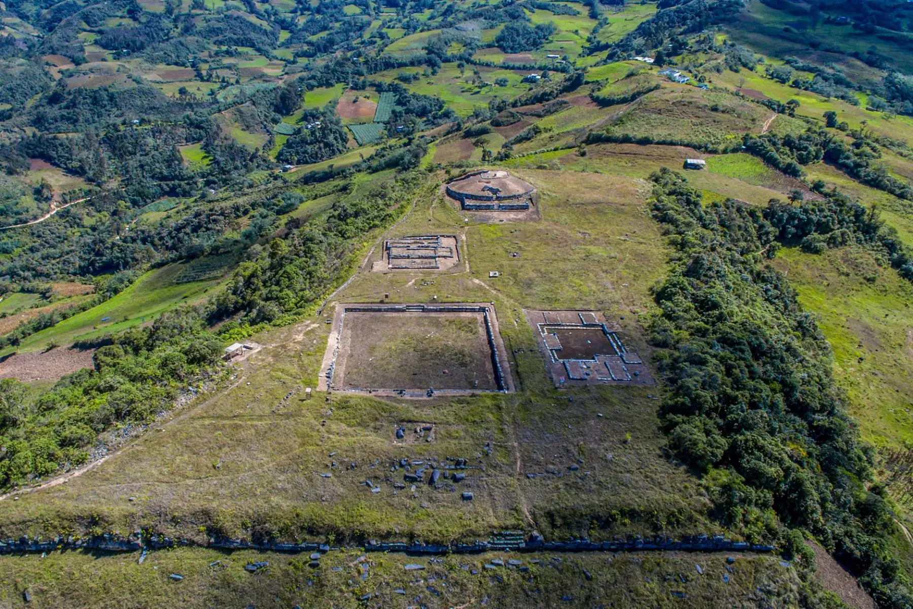 El complejo arqueológico de Pacopampa está ubicado en el distrito de Querocoto, provincia de Chota, región Cajamarca. Foto: Facebook Pacopampa