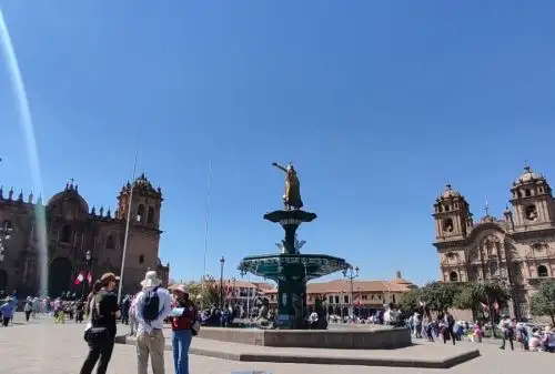 Luego de registrar más de 25°C en los últimos días, la temperatura en la ciudad del Cusco bajará notablemente en los siguientes días debido al ingreso del décimo segundo friaje por la selva sur del país, informó Levi Caro Sánchez, 
analista meteorólogo de la oficina zonal Cusco del Servicio Nacional de Meteorología e Hidrología