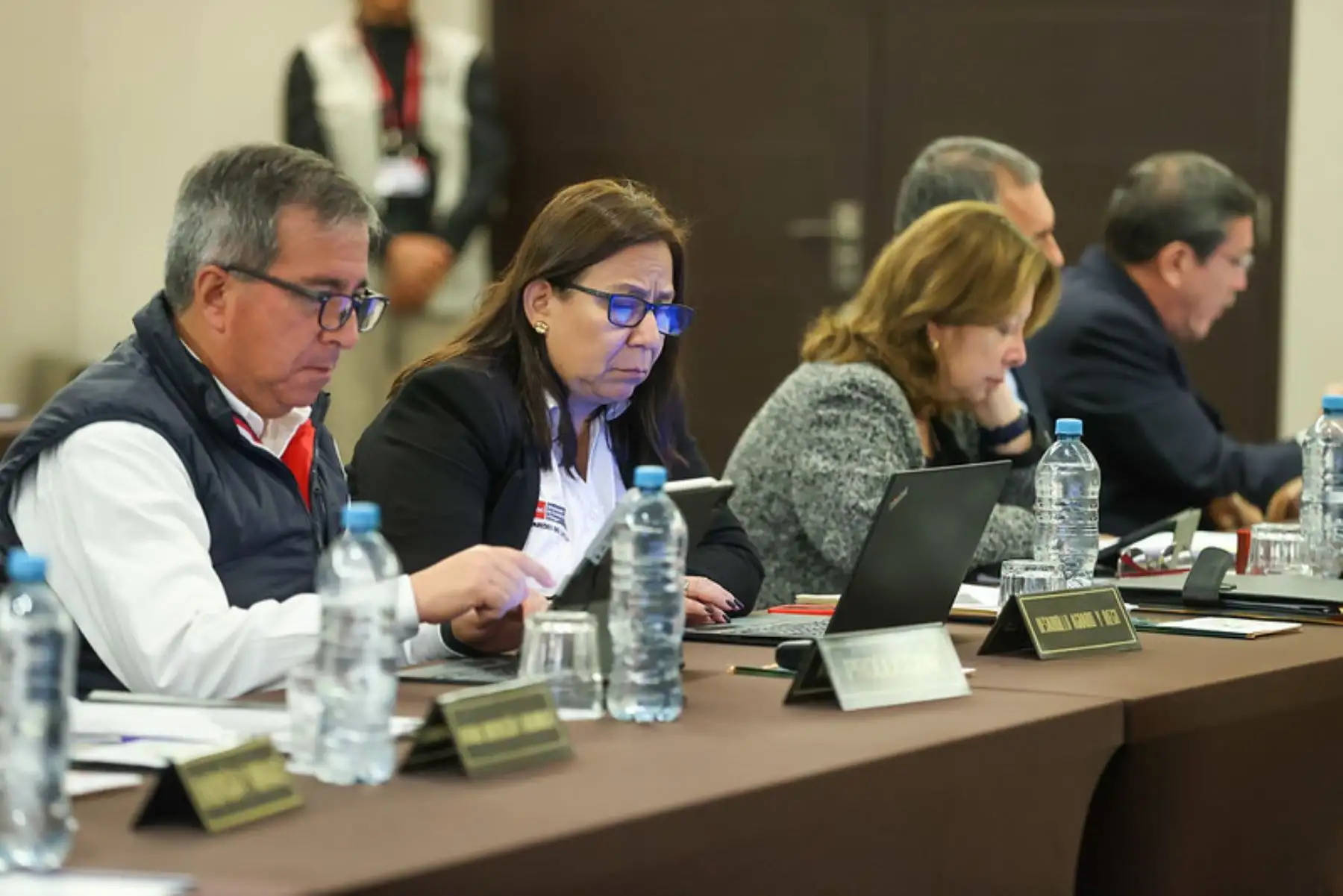 La presidenta de la República, Dina Boluarte, lidera el Consejo de Ministros que se desarrolla en la ciudad de Tacna, donde se tratan relevantes temas para la región y el país.
Foto: ANDINA/Prensa Presidencia