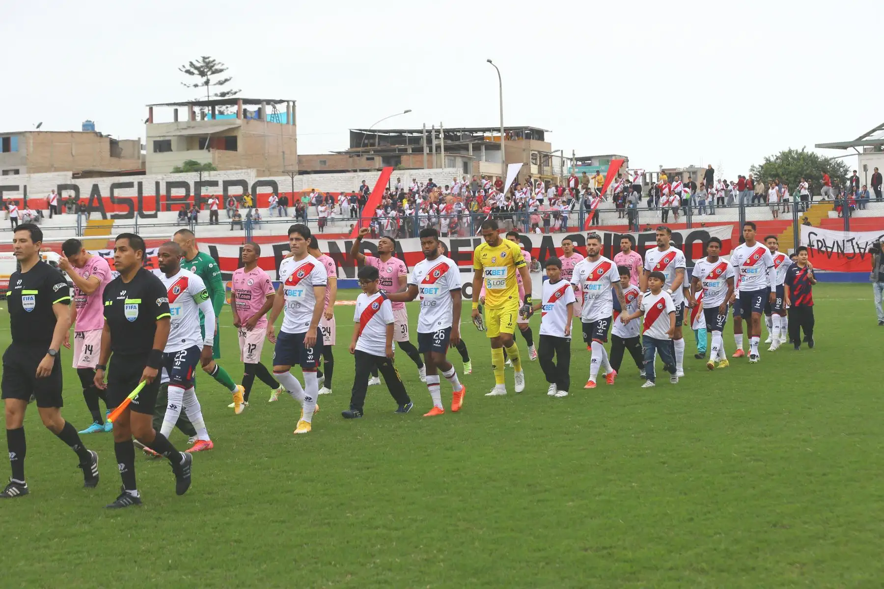 Deportivo Municipal se enfrenta a Sport Boys por la fecha 11 del Torneo Clausura en el estadio Iván Elías Moreno de Villa el Salvador.
Foto: ANDINA/Eddy Ramos