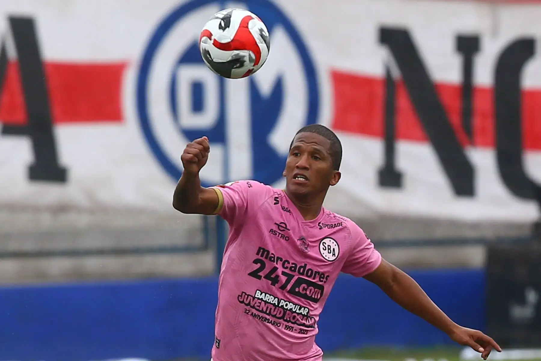 Deportivo Municipal se enfrenta a Sport Boys por la fecha 11 del Torneo Clausura en el estadio Iván Elías Moreno de Villa el Salvador.
Foto: ANDINA/Eddy Ramos