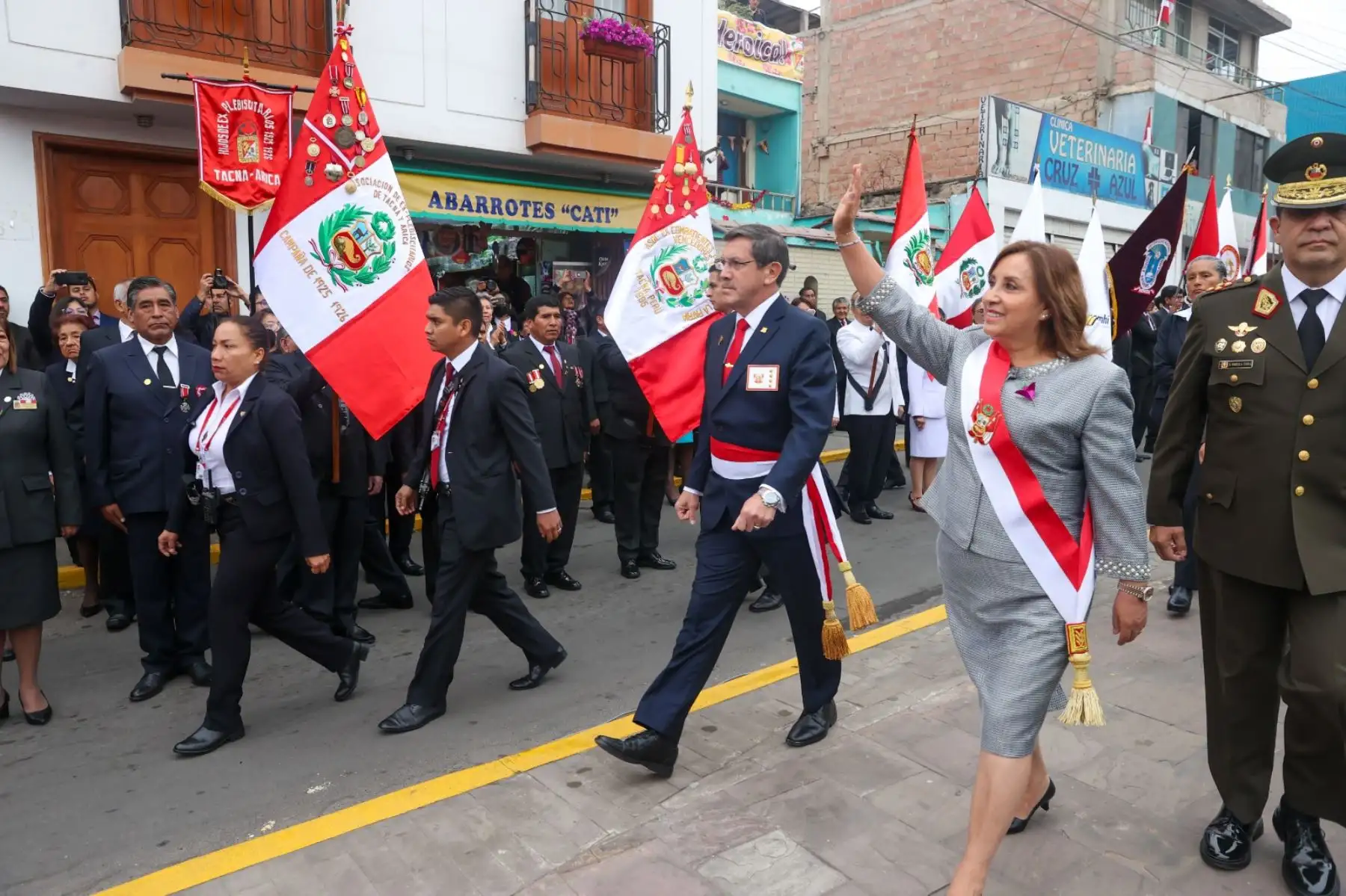 Presidenta Dina Boluarte participa homenaje a la mujer tacneña, en el marco del 94.° Aniversario de la Reincorporación de Tacna a la Heredad Nacional. Foto: ANDINA/Prensa Presidencia
