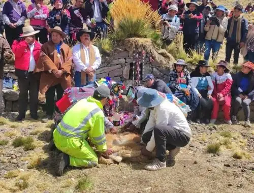 El distrito de Huachocolpa, en Huancavelica, celebró el tradicional Festival del Chaccu Ecoturístico 2023. Foto: Flor Hidalgo