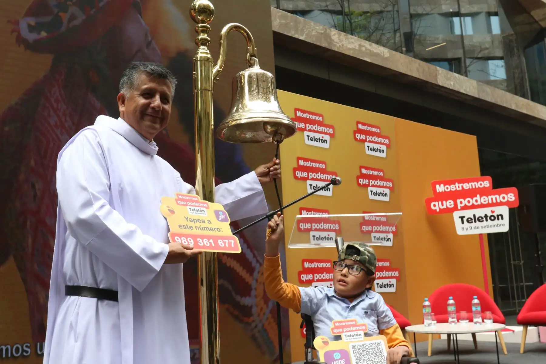 Fundación Teletón y la Bolsa de Valores de Lima a participar del Campanazo Teletón 2023,conla participación del padre Isidro Vásquez.
FOTO:ANDINA/Héctor Vinces.