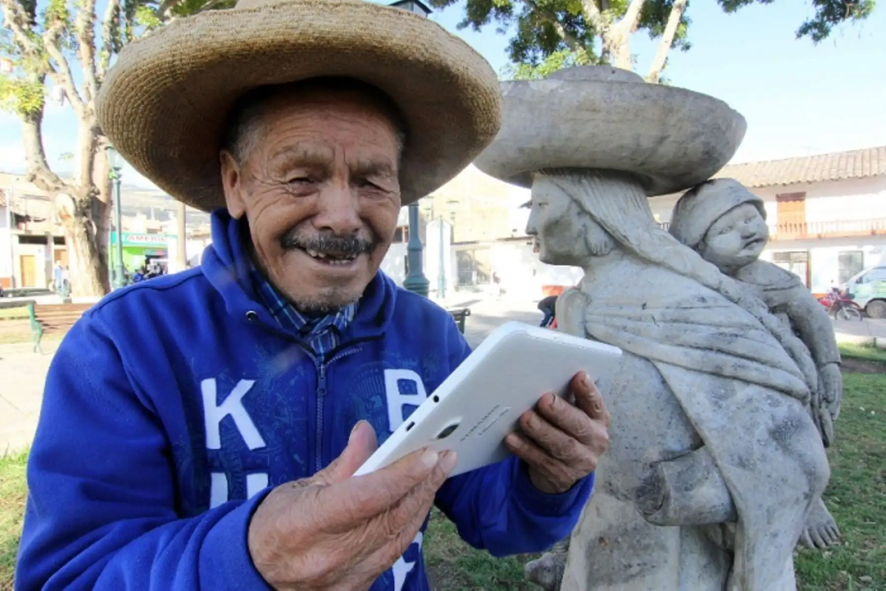 Municipalidad Provincial de Daniel Alcides Carrión (región Pasco) lanzará en setiembre próximo su estrategia de alfabetización con seis adultas y adultos mayores del distrito de Yanahuanca, en el contexto del acuerdo con organización sueca Dispurse.