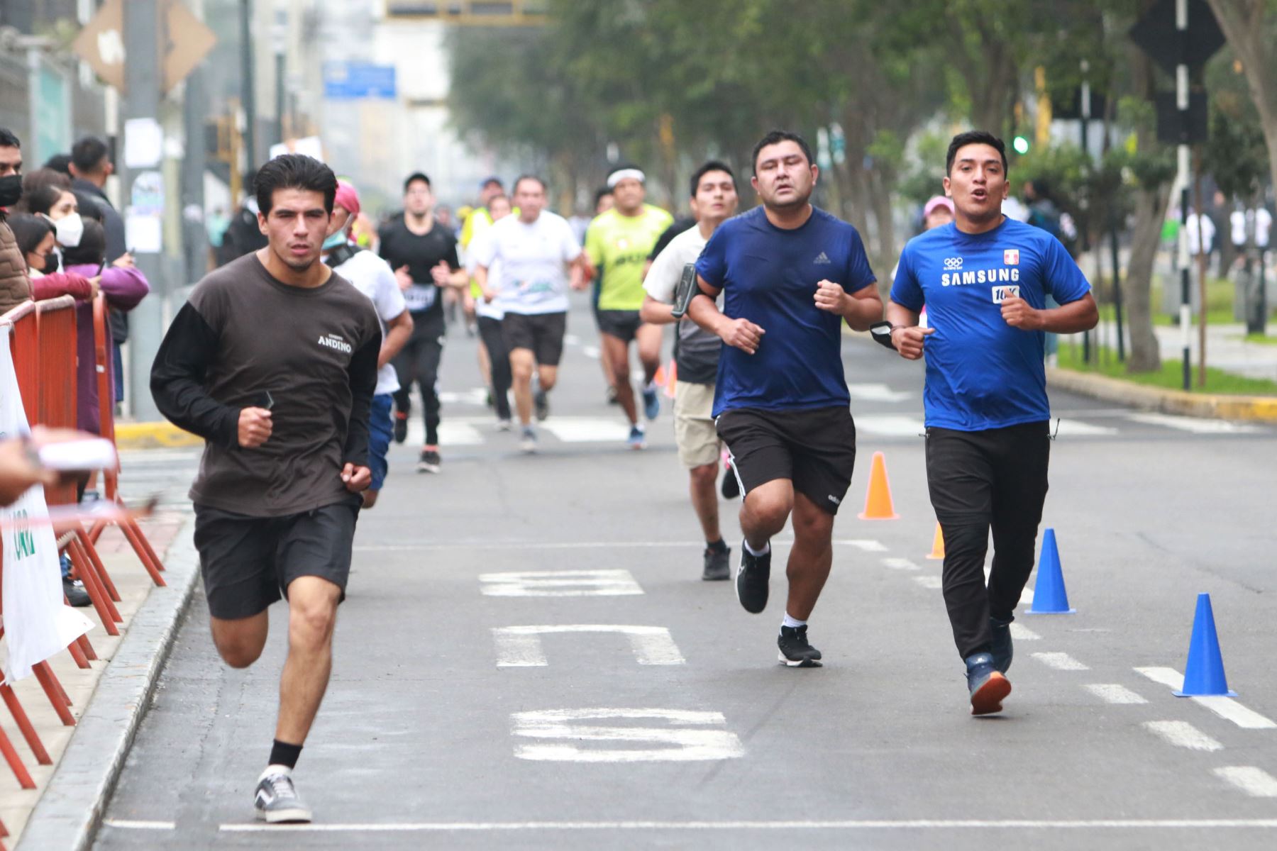 El Ministerio de Salud  en coordinación con la Municipalidad Metropolitana de Lima, realizan  la carrera gratuita “Lima Corre 5K por la donación de sangre”, que tendrá un recorrido de 5 kilómetros.La actividad busca fomentar un estilo de vida saludable e invocar a la población en general a donar sangre de forma voluntaria. Foto: ANDINA/archivo.