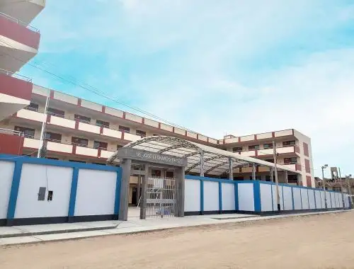 Tres nuevos colegios, cuyas infraestructuras anteriores resultaron dañadas por el Fenómeno El Niño costero de 2017, fueron inaugurados en Lambayeque.