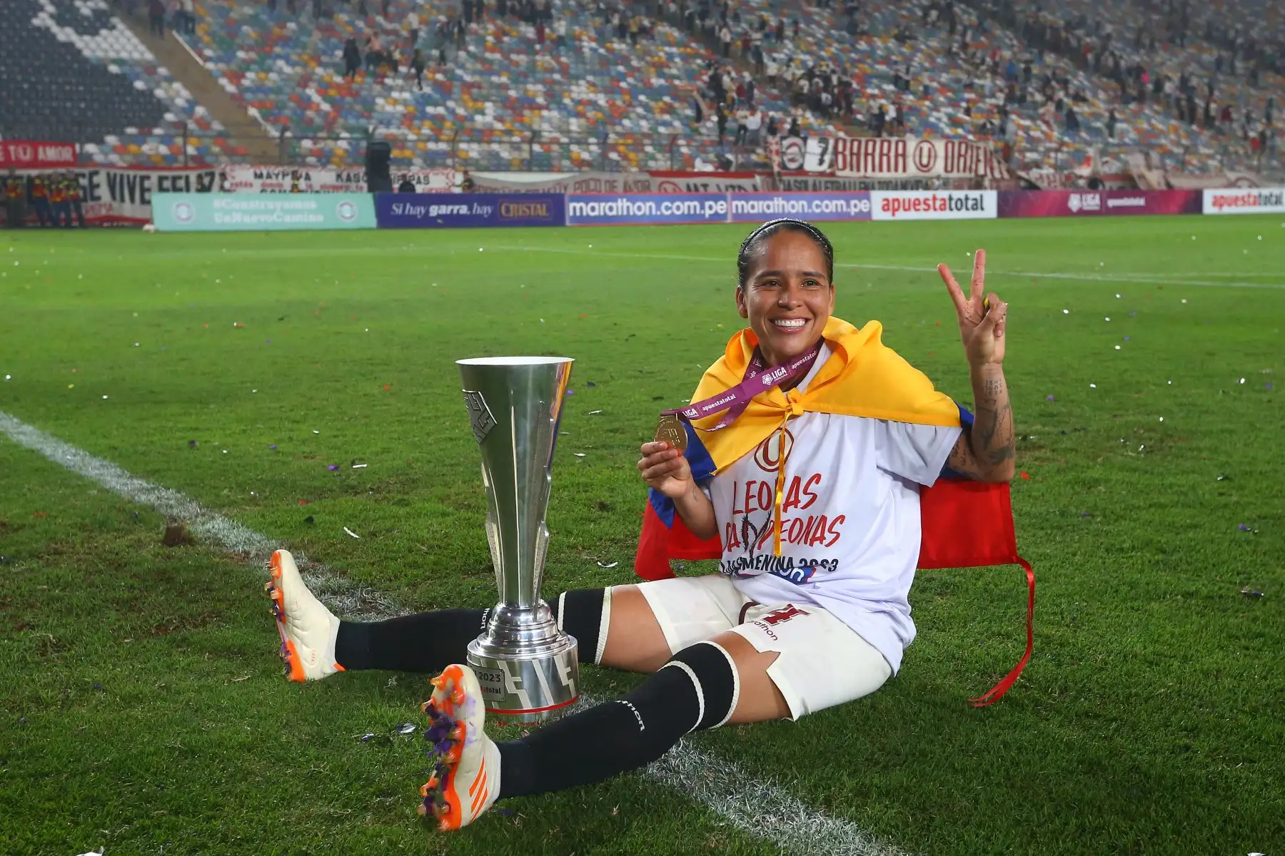 Universitario de Deportes es el campeón  de la Liga Femenina Apuesta Total 2023, tras vencer a Alianza Lima 2 a 0 en  el clásico del futbol femenino jugado en el estadio Monumental de Ate.
Foto: ANDINA/Eddy Ramos