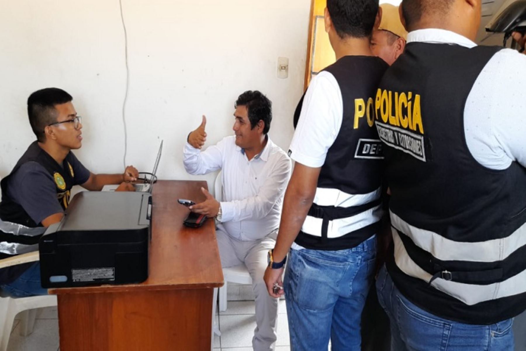 El jefe del Frente Policial, general PNP Manuel Gonzales Novoa, presentó al personal de Seguridad del Estado que ha puesto a disposición del alcalde César Chapoñán.
