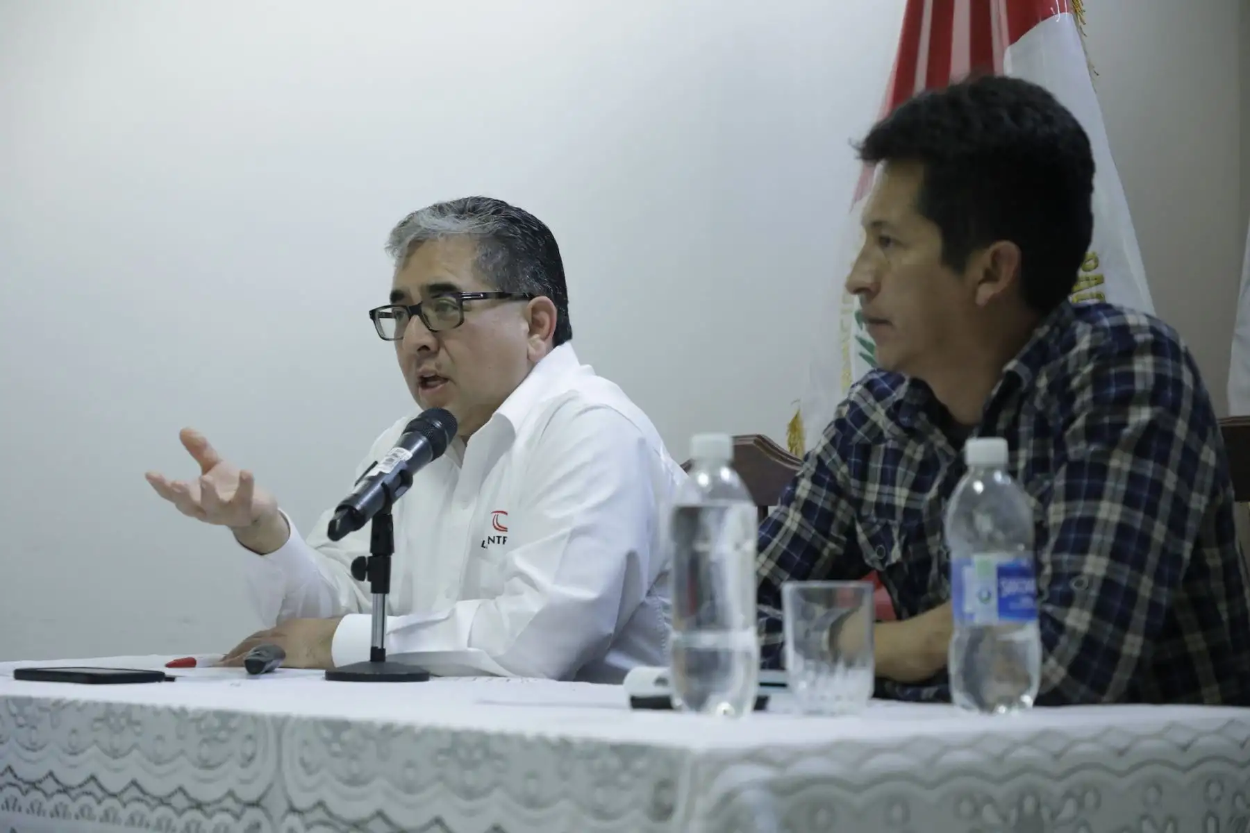 Contralor  de la República, Nelson Shack  se reunió  con autoridades de la Municipalidad Provincial de Pachitea, Huánuco.
Foto: Contraloría