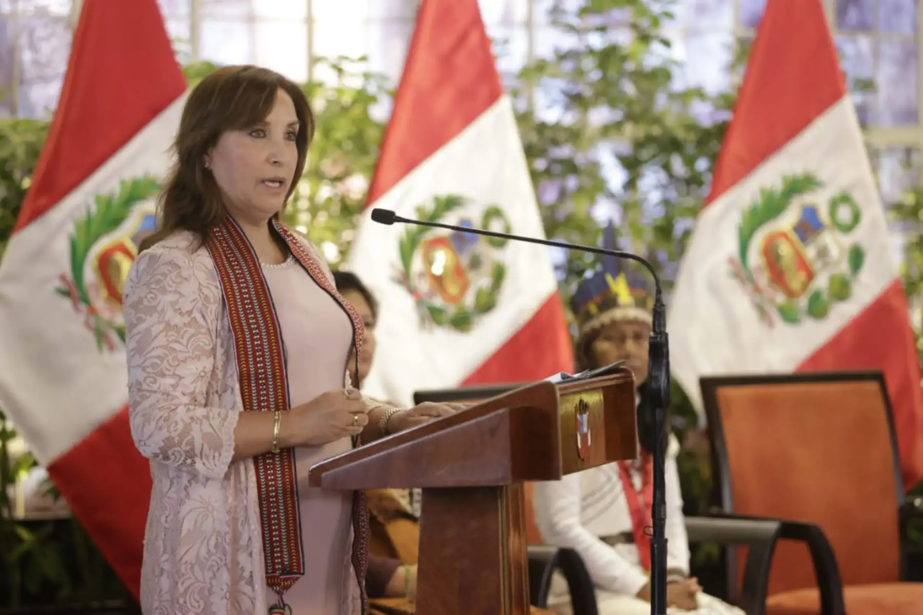 En el Día Internacional de la Mujer Indígena, la presidenta Dina Boluarte anunció que el próximo año se destinará más de 4 mil millones de soles para fortalecer los programas sociales que benefician a mujeres indígenas y a los más vulnerables. Foto: ANDINA/ Prensa Presidencia
